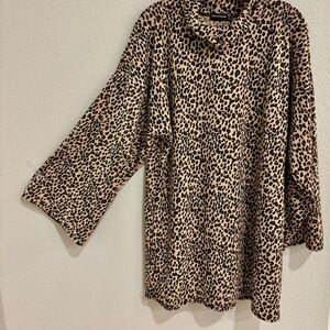 PrettyLittleThing Leopard/Cheetah Cowl Neck Print Blouse/Dress